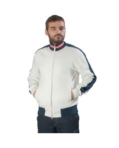Yacht - duks za opštu upotrebu